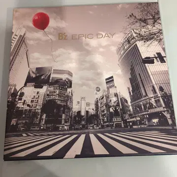 B'Z LIVE-GYM2015 EPIC DAY