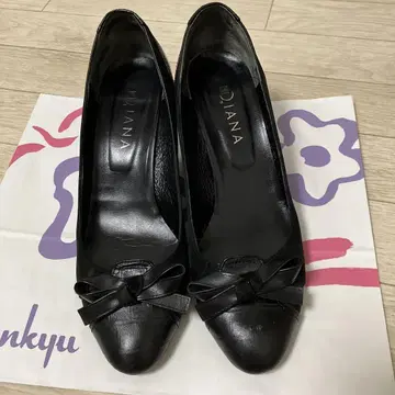 다이애나 펌프스 블랙 25cm