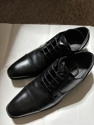 [ 중고 ] stefano rossi 블랙 가죽 신발 26.5cm