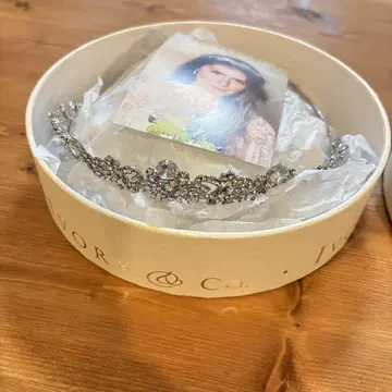 [ 새상품급 ] Ivory&Co. Elizabeth 티아라