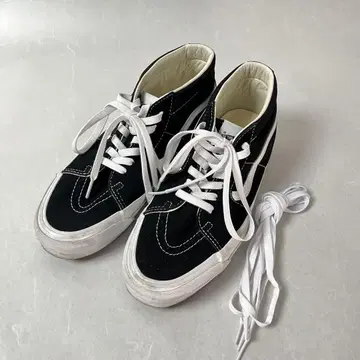 Vans PREMIUM Sk8-Mid Reissue 83