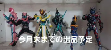 일부 하자품 S.H.Figuarts 가면라이더 리바이스 6체 세트