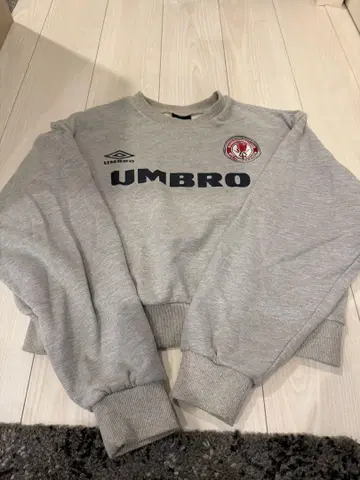 UMBRO 맨투맨