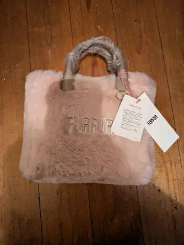 FURFUR 핑크 퍼 핸드백