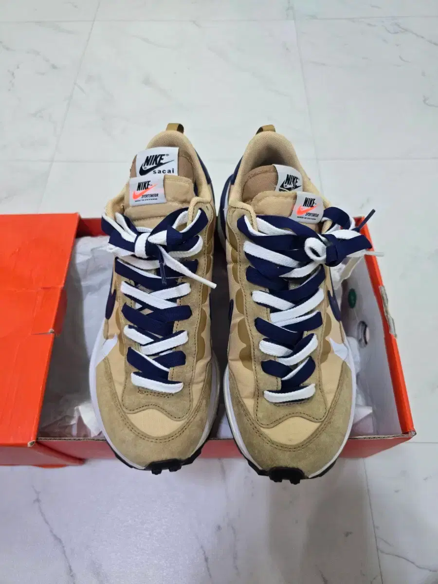 [265] Nike Sacai Vaporwaffle Sesame