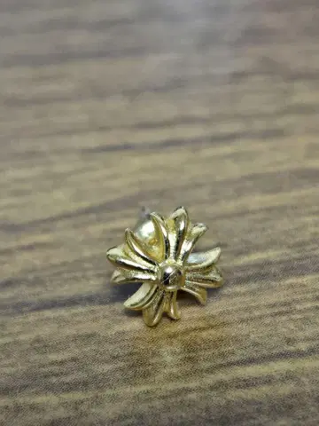 22k 코팅 골드 크로스 스터드 귀걸이 7mm