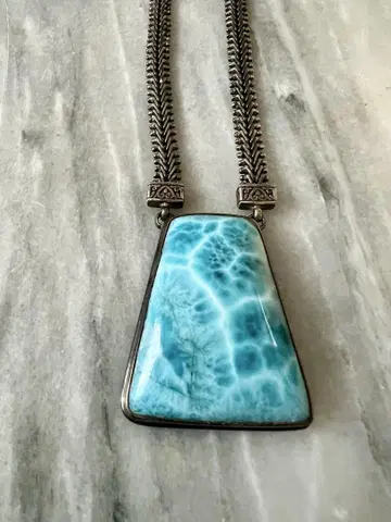 레어! 특대형 라리마 해외 셀러브리티가 선택한 원석