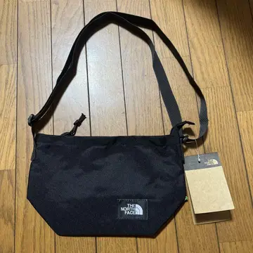THE NORTH FACE 블랙 숄더백