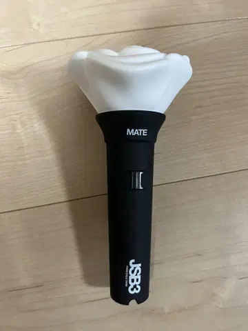 삼대째 JSB 응원봉