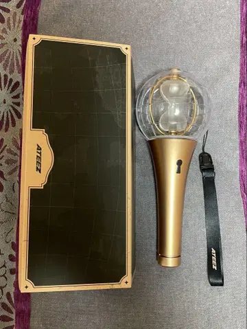 ATEEZ 공식 응원봉 라이티니 ver.2