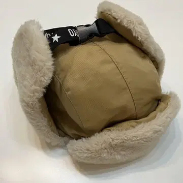 CONVERSETOKYO 새틴 플라이트 캡 베이지