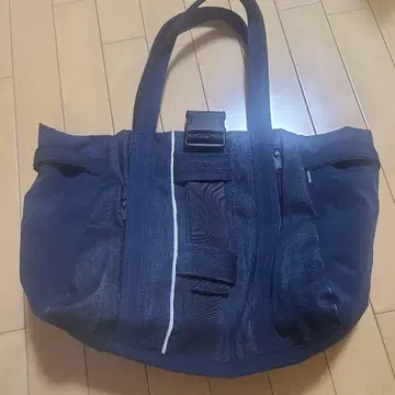 ancours 네이비 토트백 지퍼 포함
