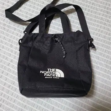THE NORTH FACE 블랙 숄더백