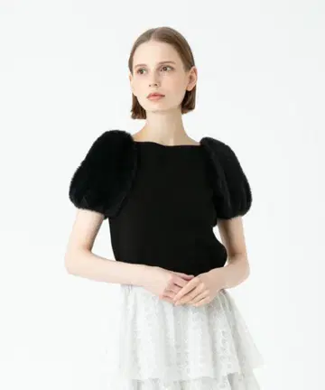 LOULOU WILLOUGHBY 퍼 슬리브 풀오버 사이즈 02 블랙