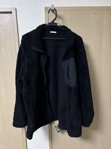 블랙 플리스 자켓