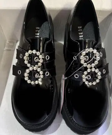 새상품 버블스 오늘 한정 가격 인하 로퍼 신발 사이즈 38 힐 9.5cm