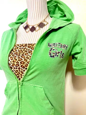 컨디션 최상 반팔 밀리터리 후드티 00s/y2k/헤이세이 갸루/그런지