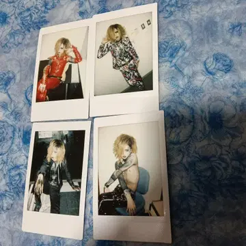 MEJIBRAY 철자 폴라로이드