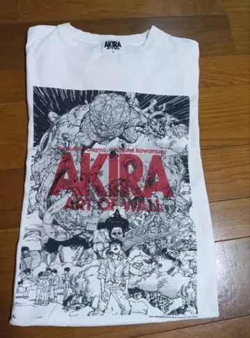 AKIRA ART OF WALL 티셔츠 M 사이즈 정품