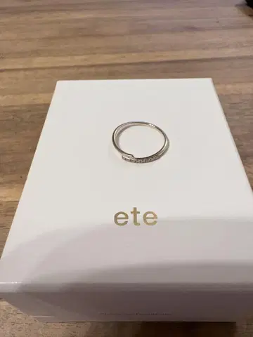 ete 골드 스트레이트 반지