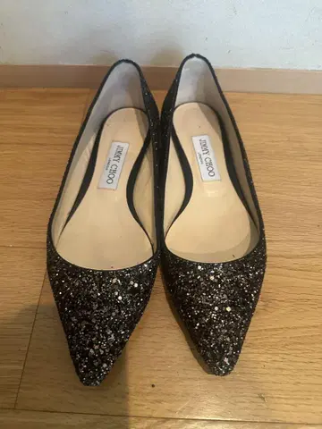JIMMY CHOO 블랙 글리터 플랫슈즈 38
