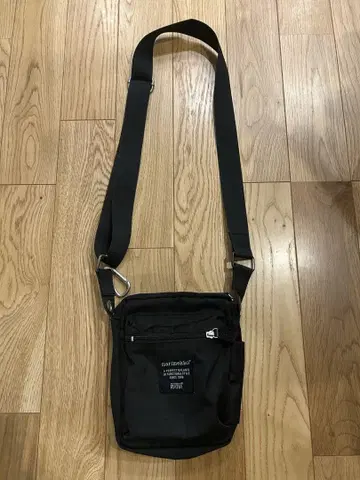 마리메꼬 숄더백