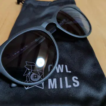 OWL MILS Eir 에일 E-OM-002 매트 블랙