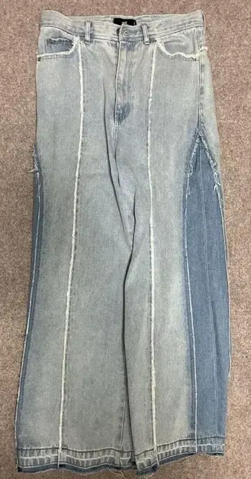 하레 컷오프 디자인 데님 팬츠