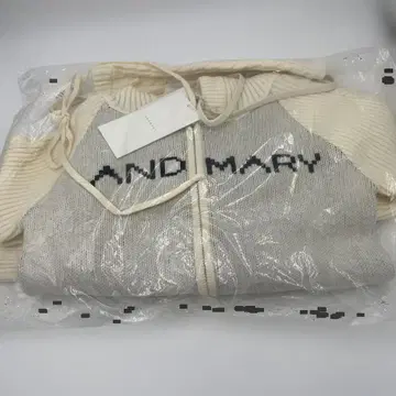 AND MARY Jeniffer 니트 후디 세트