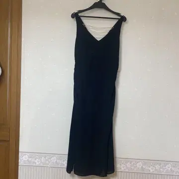 슬리브리스 블랙 롱 파티 원피스