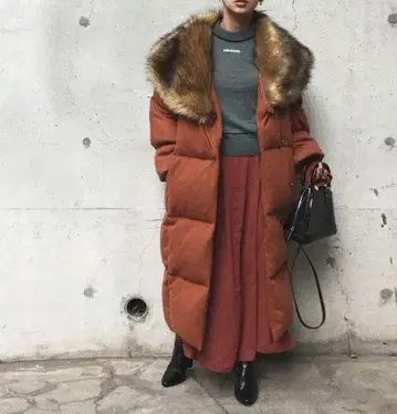 새상품급 아메리 다운 코트 롱 기장 퍼 롱 다운 자켓 리브 소매