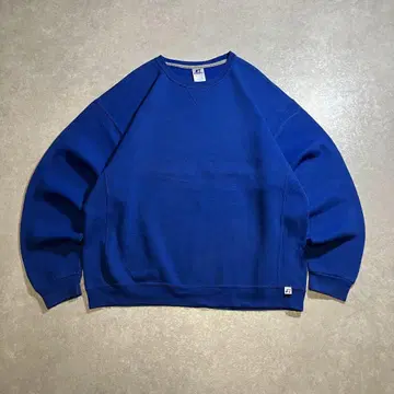 RUSSEL 러셀 애슬레틱 전면 V 무지 맨투맨 파랑 노멀코어