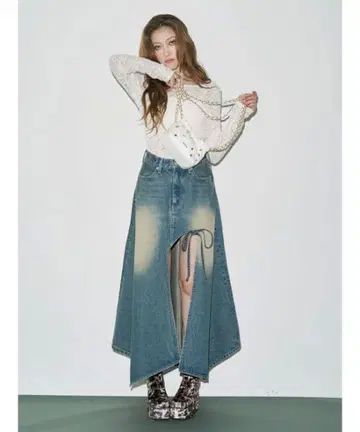 [ 미사용 새상품 ] EVRIS 그라데이션 슬릿 롱 데님 스커트