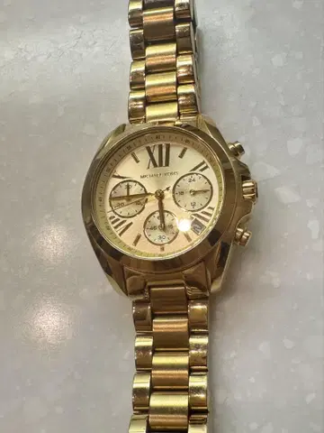 MICHAEL KORS 골드 크로노그래프
