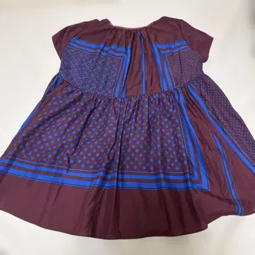 sacai 백 플레어 T셔츠 버건디