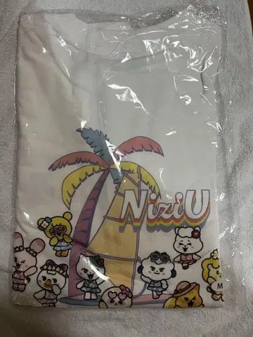 미개봉 새상품 NIZOO T셔츠 M사이즈 NiziU