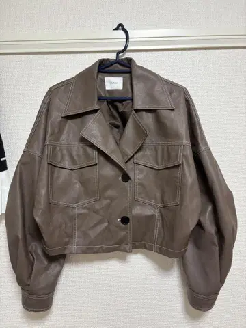 MURUA 브라운 아우터 크롭