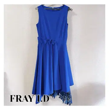FRAY I.D 비대칭 슬리브리스 원피스