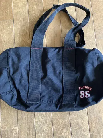 TOMMY HILFIGER 블랙 토트백