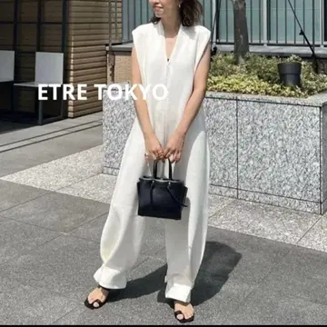 ETRE TOKYO 화이트 올인원 슬리브리스 S 사이즈