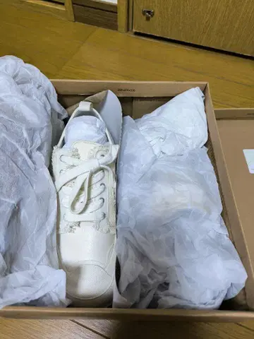 니코앤드 스니커즈