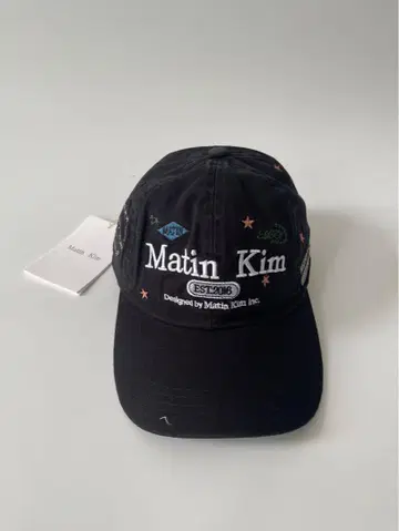 Matin Kim 자수 야구 모자