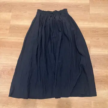 MidiUmi 롱 스커트 블랙