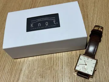 Knot 손목시계
