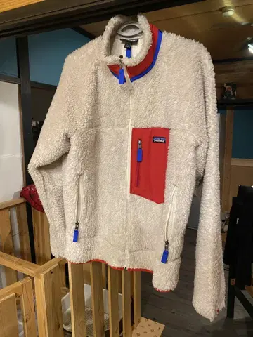 patagonia 플리스 자켓 L 크림/빨간색