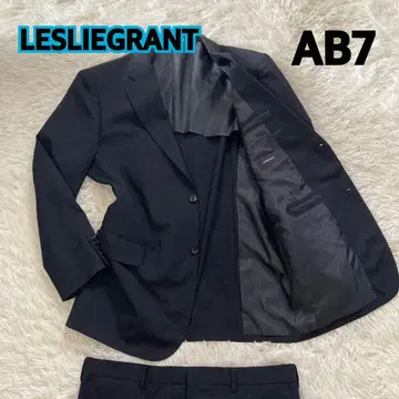 새상품급 LESLIEGRANT 블랙 스트라이프 정장 AB7