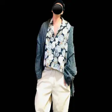 70년 새상품급 초레어 실루엣 올드 워치 패턴 특주 셔츠