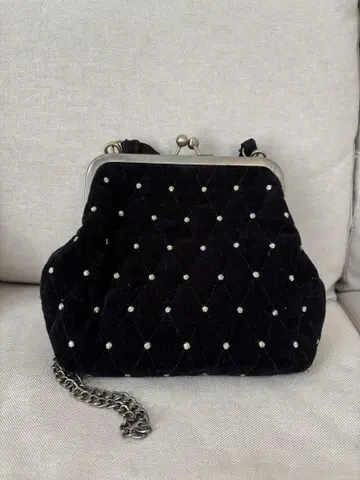 Bibiy. oddete bag