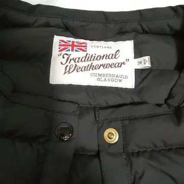 새상품급 Traditional Weatherwear 다운 코트