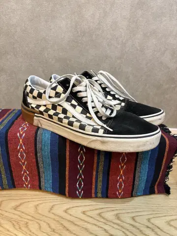 Vans 체크 무늬 스니커즈 블랙/화이트 올드스쿨 28cm
